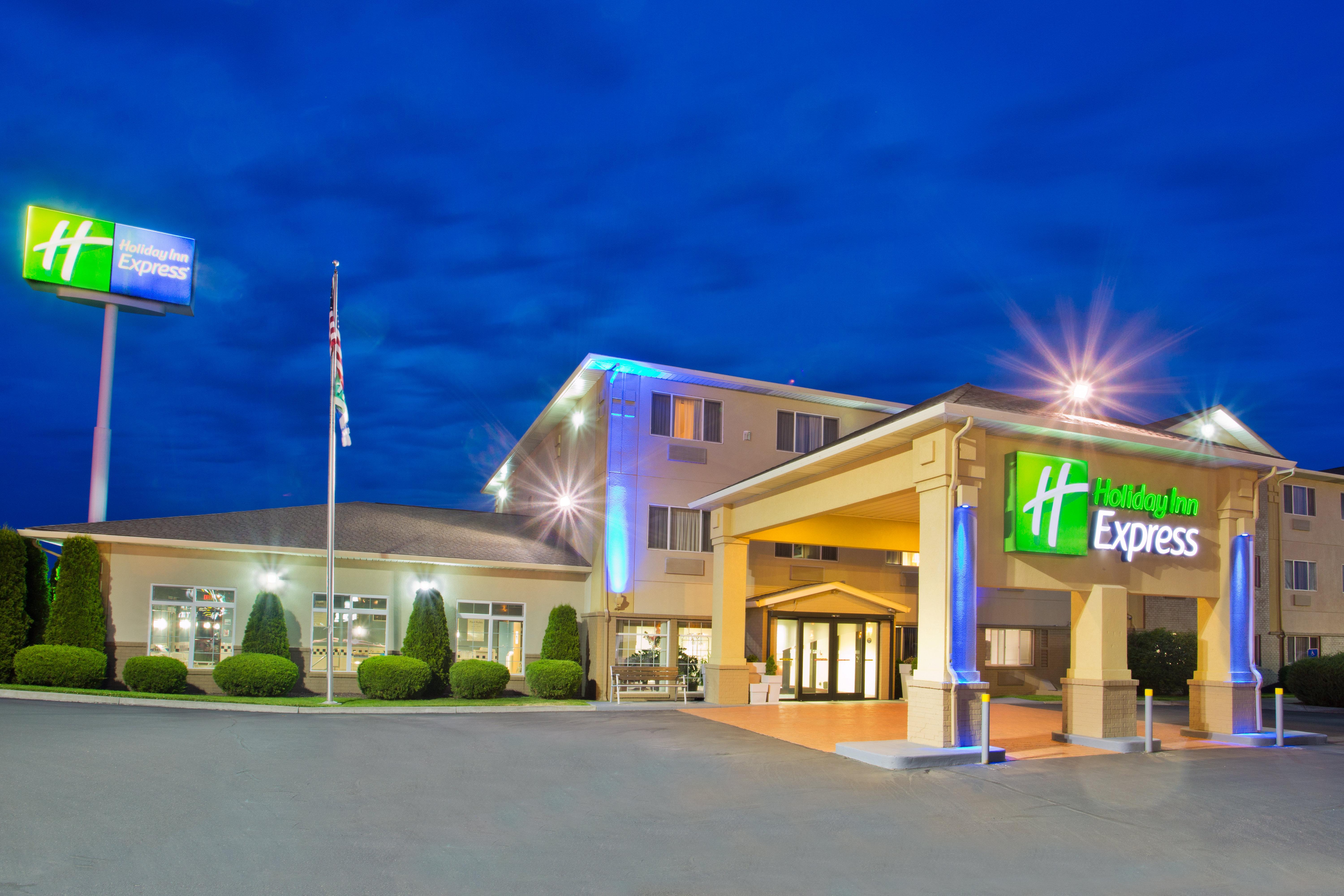 Holiday Inn Express Pendleton By Ihg Exterior photo