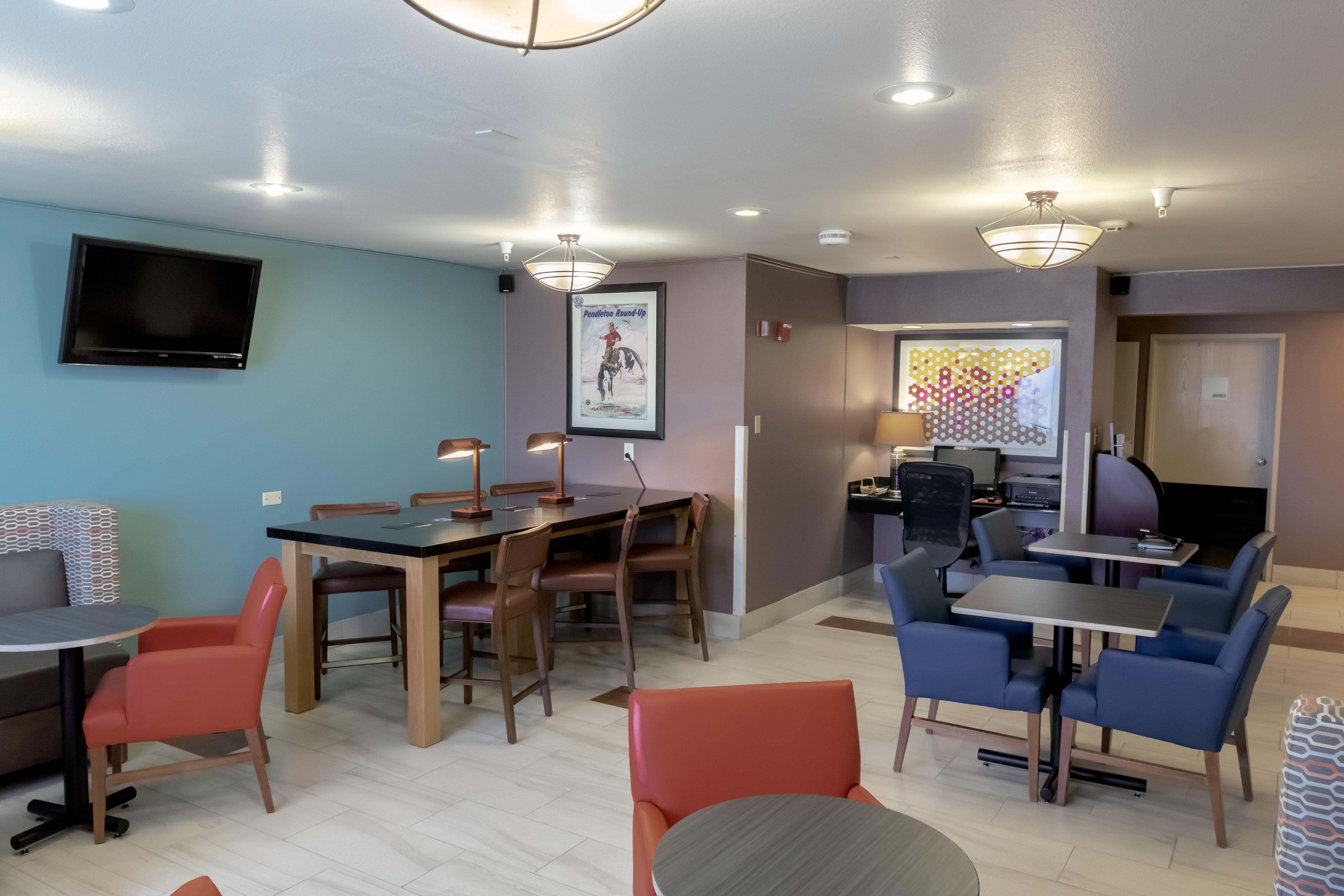 Holiday Inn Express Pendleton By Ihg Exterior photo
