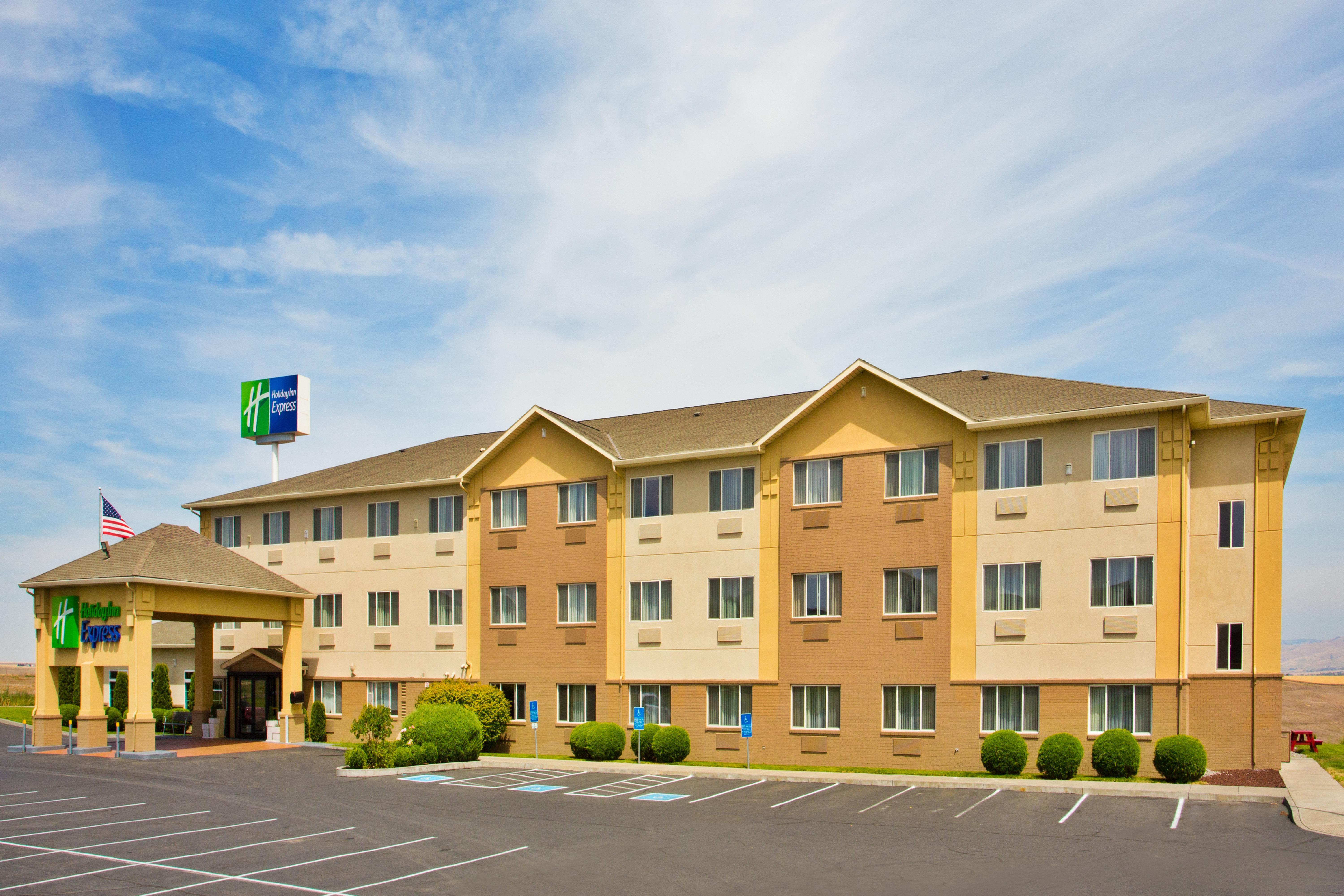 Holiday Inn Express Pendleton By Ihg Exterior photo
