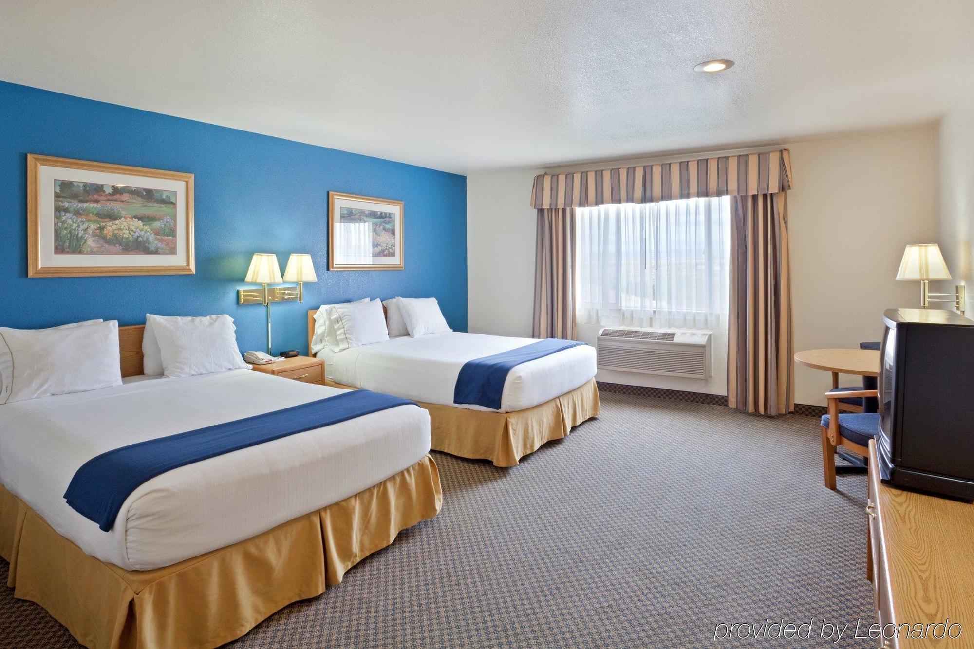 Holiday Inn Express Pendleton By Ihg Room photo